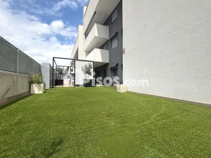 Jardin - Ground Floor Flat with Private Garden in Fuenlabrada