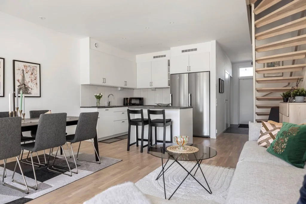 Elutuba - Modernised Apartment with Sea Access in Halland