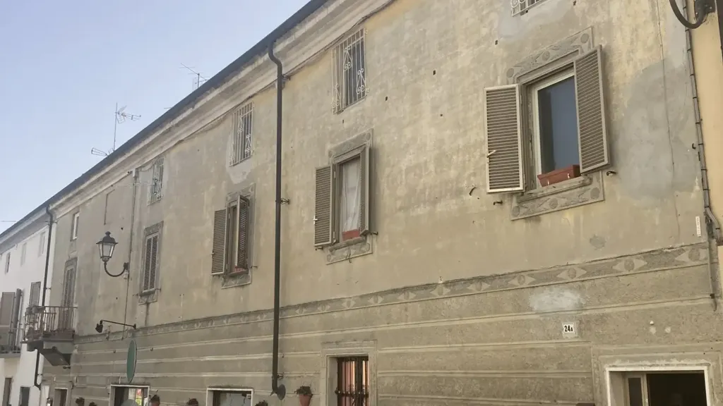 Välivaade - Villa with Commercial Space in Sala Monferrato