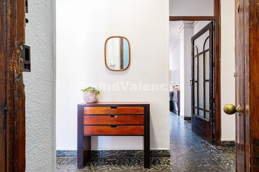 hallway_entrance