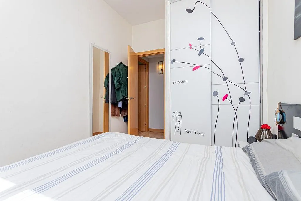 Chambres - Apartment with Balcony near Atocha, Madrid
