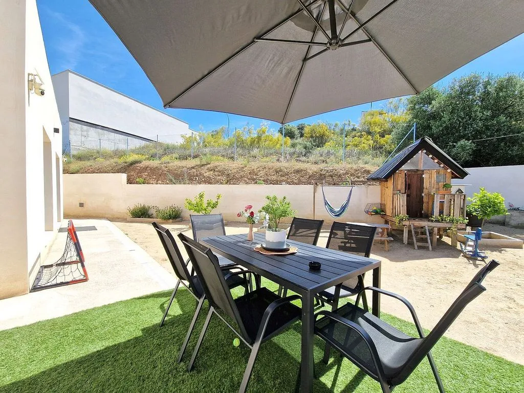 Terrass - Chalet with Pool in Toledo's Beato Area
