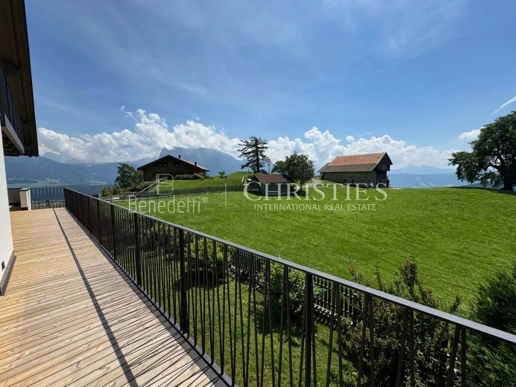 Aed - Luxury Duplex with Panoramic Views in Renon
