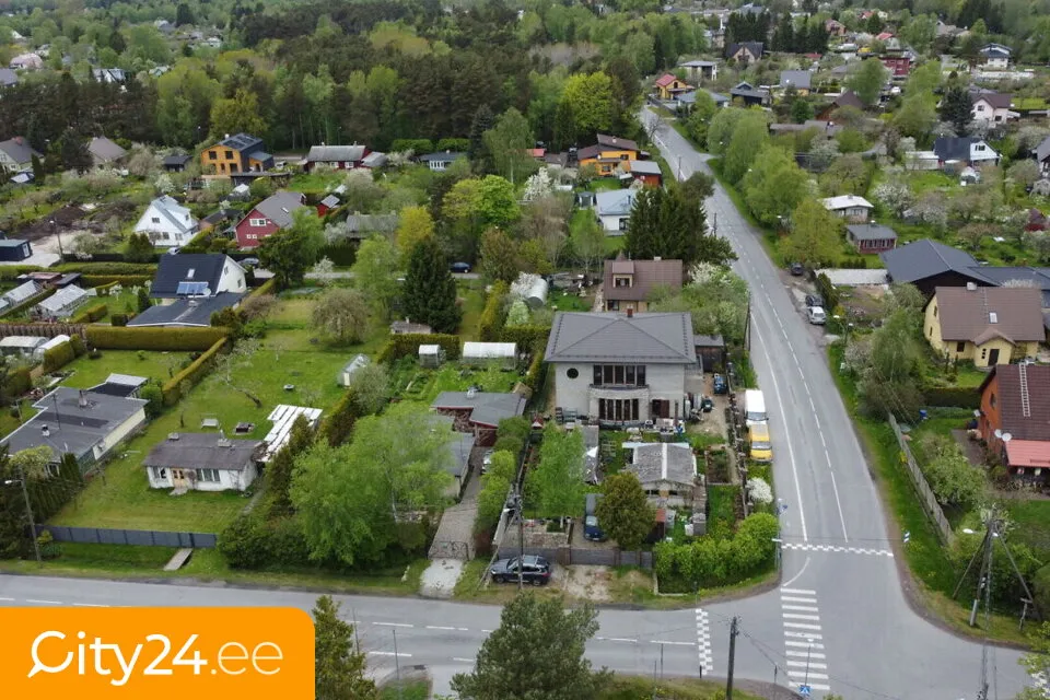 Vista aerea - Semi-Constructed House with Strong Construction in Quiet Area