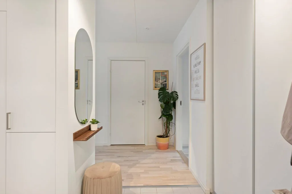 Esik - Modern Apartment with Balcony in Uppsala