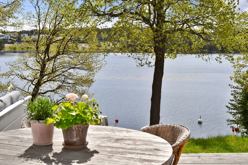 Terrazza - Renovated Apartment with Sea View in Lidingö