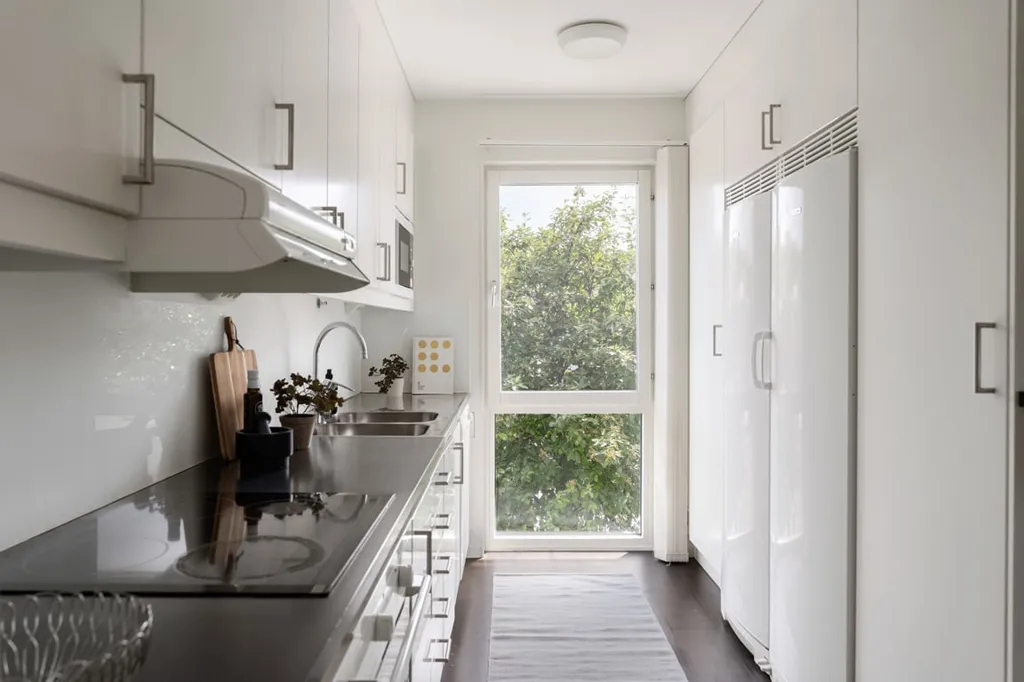 Cuisine - Apartment with Large Balcony in Ulriksdal
