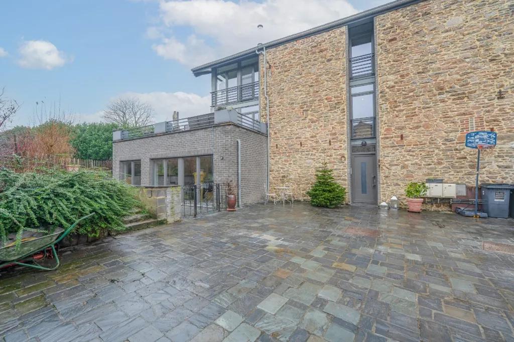 Duplex Haut de Gamme avec Jardin à Nandrin
