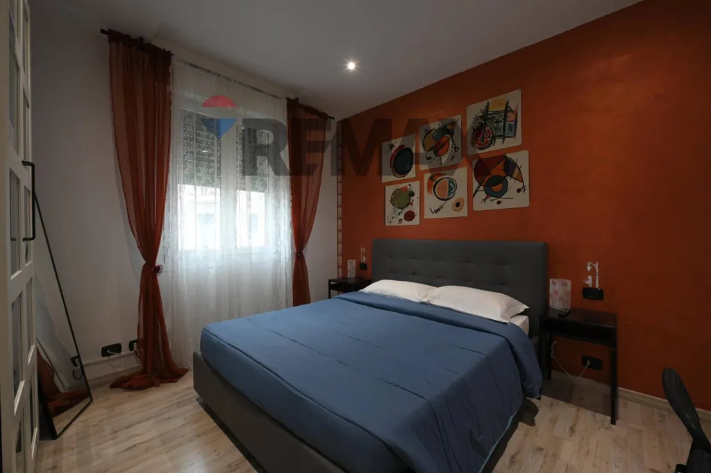 Chambres - Renovated Apartment with Two Balconies in Modena Centre
