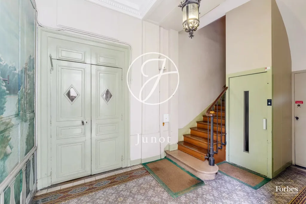 Hallway - Duplex with Terrace near Garnier Opera, Paris