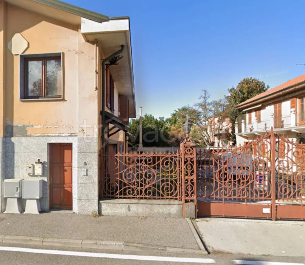 Exterior - Apartment with Kitchenette in Settimo Torinese