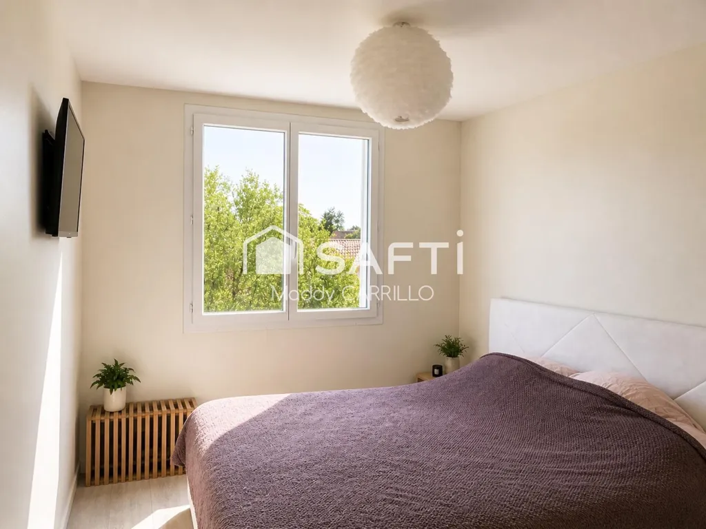 Appartement 3 pièces à BORDEAUX