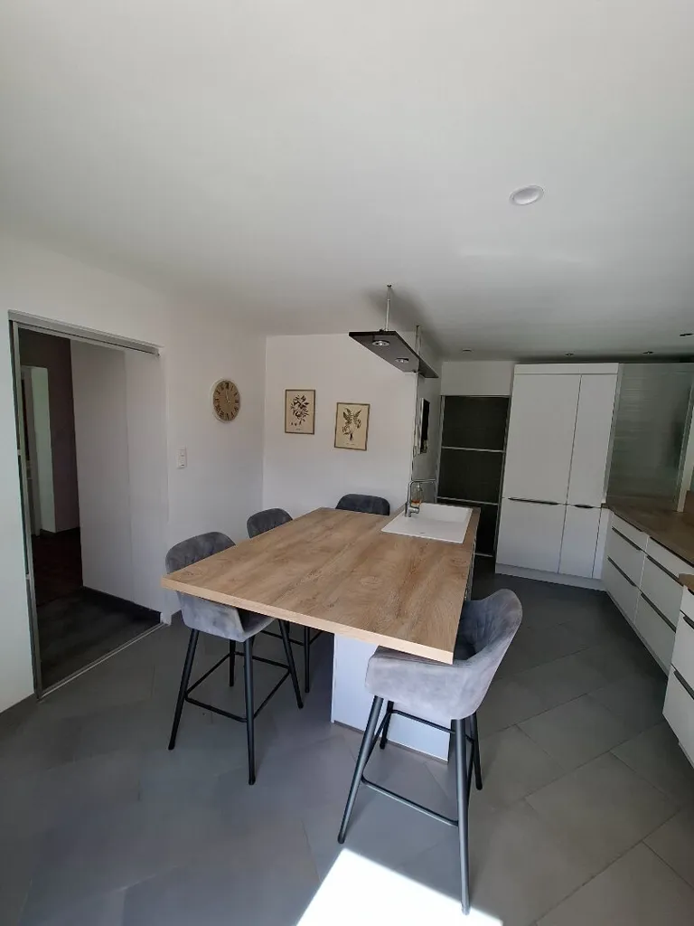 Köök - Fully Renovated Maison with Garden in Domazan