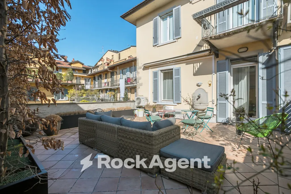 Terrasse - Apartment with Terrace in Bergamo
