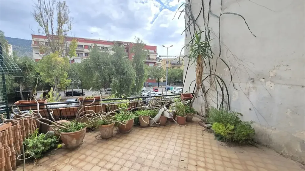 Balcon - Spacious Apartment with Terrace in Palermo
