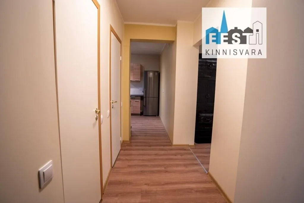 hallway_entrance