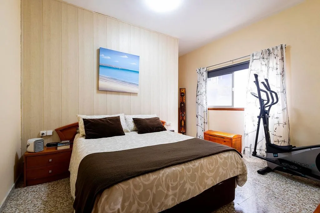 Magamistoad - 3-Bedroom Flat with Balcony in Valleseco