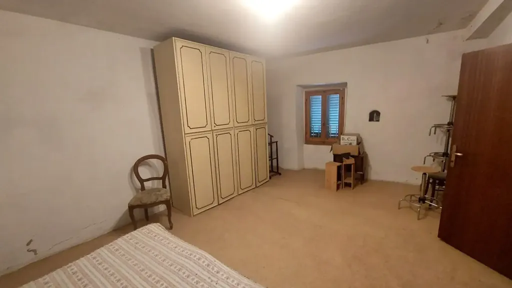 Bedrooms - Terraced House with Garden in Vernio