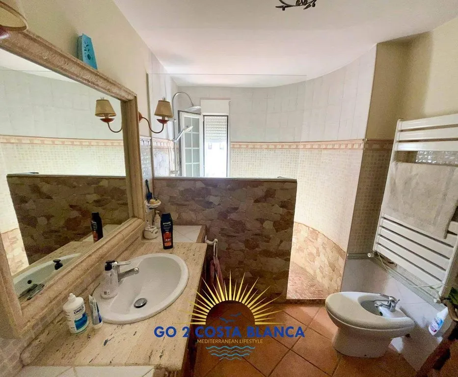 Vannitoad - Luxury Detached House with Pool in La Nucia