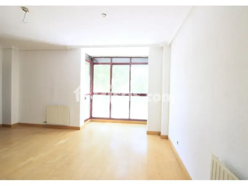 Toad - Apartment with Pool in Valdebernardo