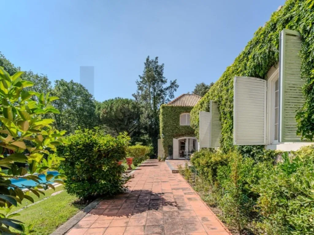 Aed - Luxury English-Style House in Mafra