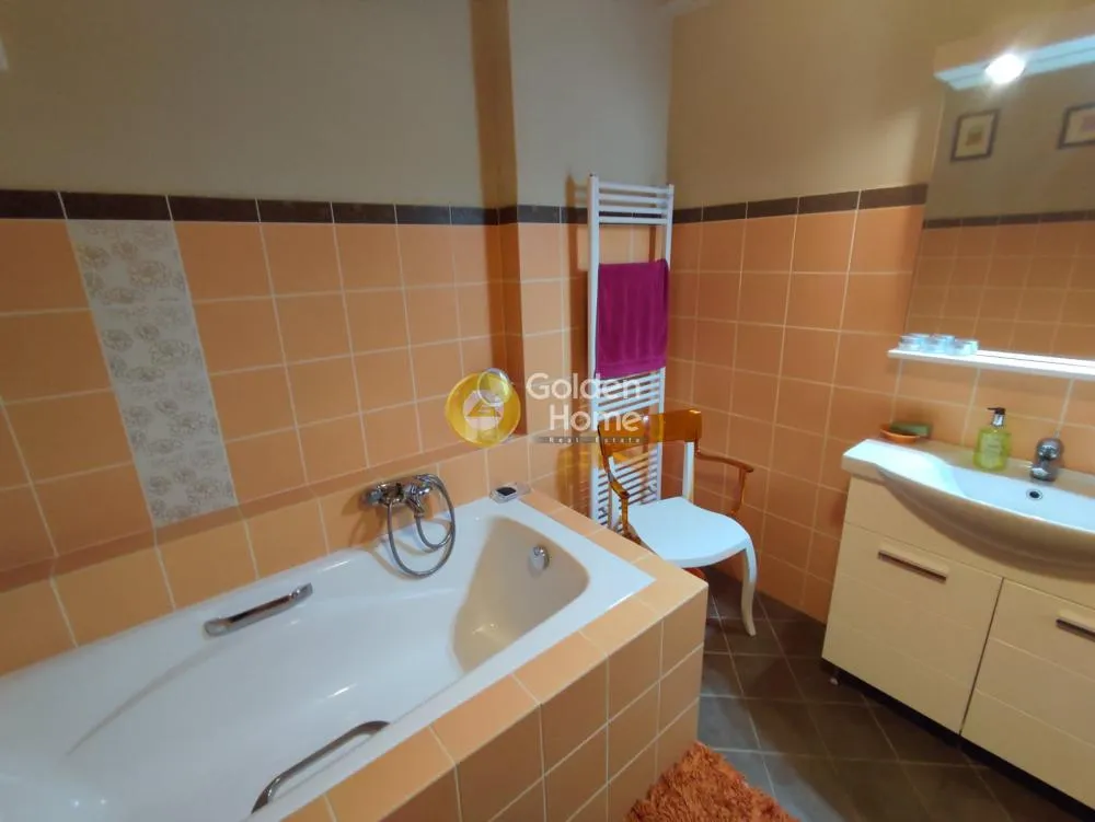 6-room house in GR