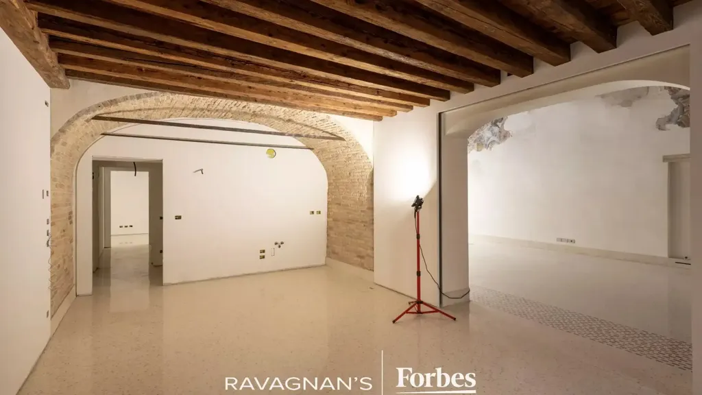 Pièces - Historic Apartment with Garden in Treviso Centre