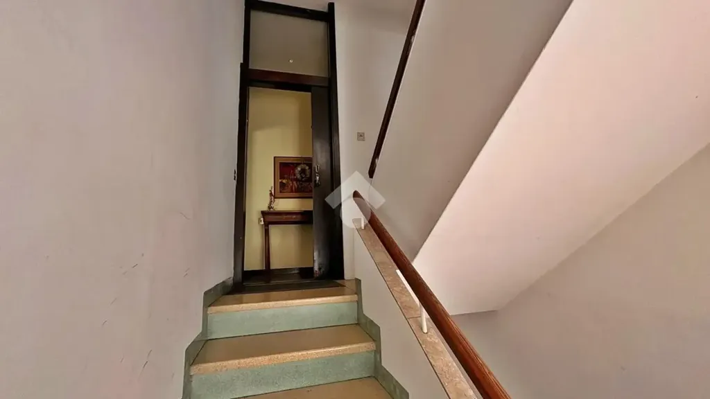 Pièces - Spacious Apartment with Balcony in Fabriano