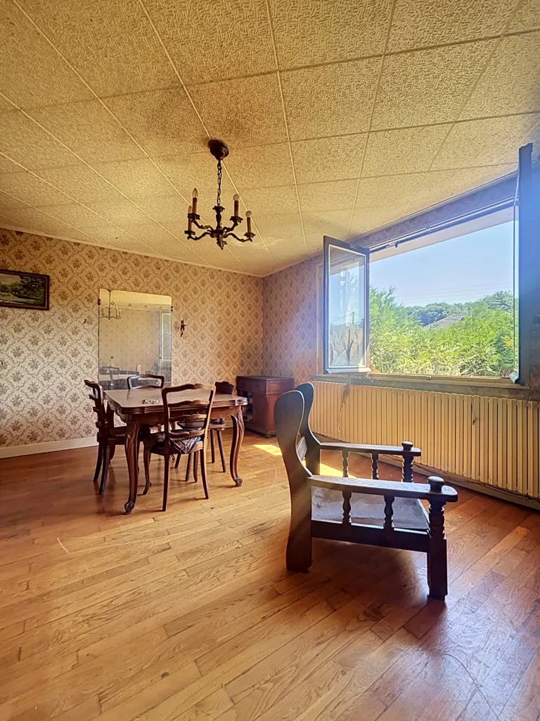 Salle à manger - Maison à Rénover avec Jardin à Dole Bedugue