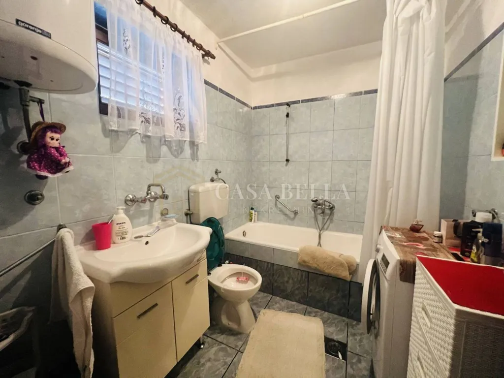 Vannitoad - Detached Bungalow with Sea View in Senj