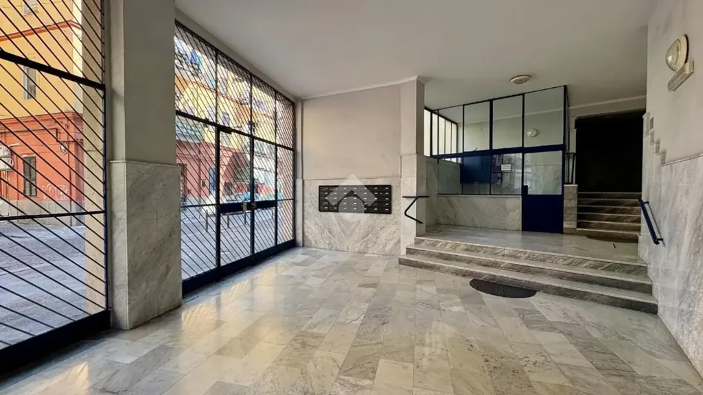 Ingresso - Apartment with Balcony in Naples