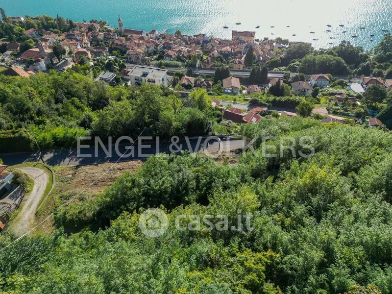 Buildable Plot with Lake View in Belgirate
