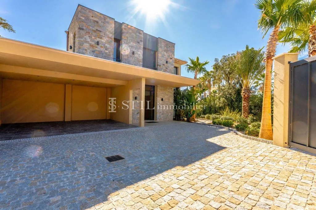 Extérieur - Villa Neuve avec Vue Mer à Sainte-Maxime