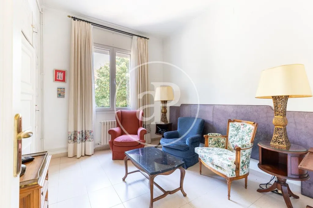 Elutuba - Luxury Villa with Pool in Matadepera