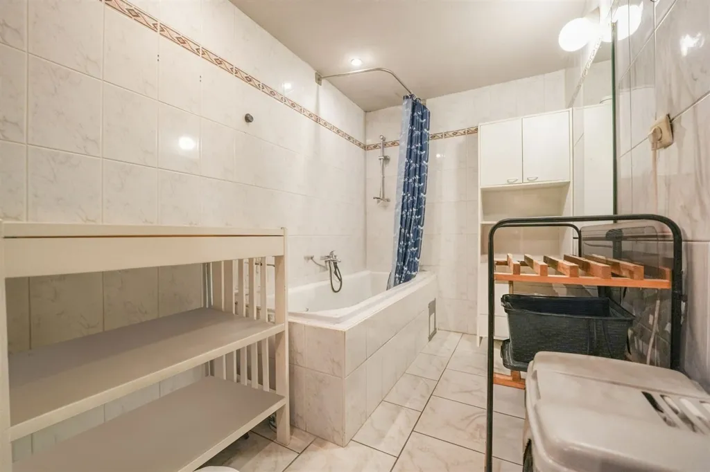 Vannitoad - Apartment with Terrace in Alleur