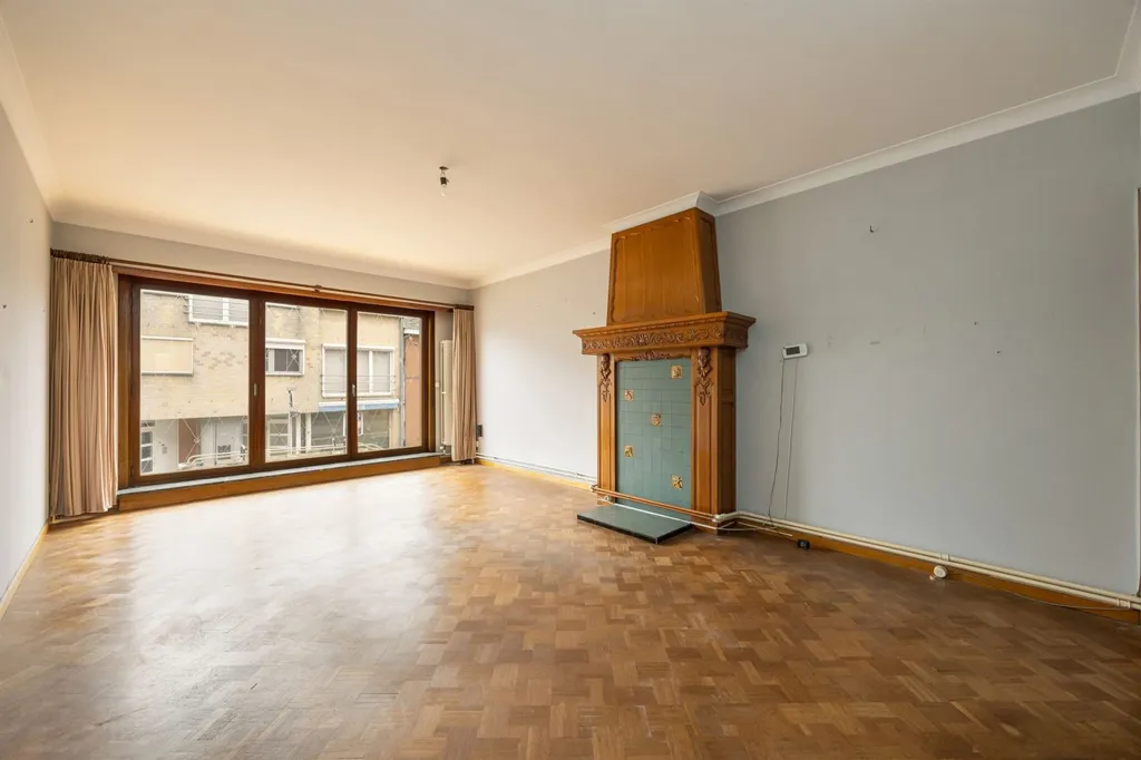 Séjour - Maison à Rénover avec Garage à Blaasveld