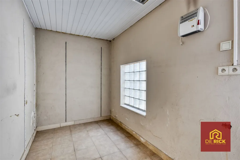 Pièces - Maison avec Terrasse et Garage à Aalst