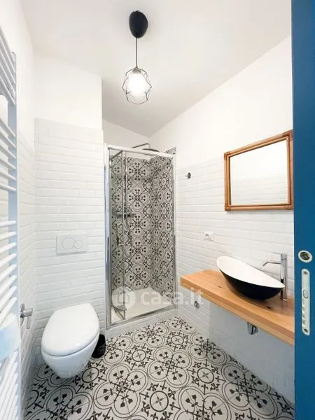 Salles de bain - Rear-Adjoining Villa with Balcony in Calitri