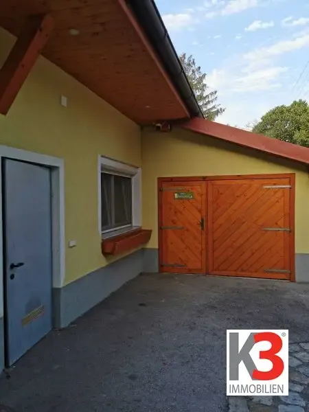 Extérieur - Barrier-Free Bungalow with Workshop in Quiet Area