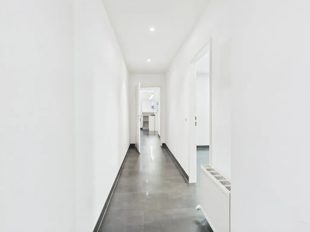 Esik - Converted Salon Flat in Parndorf