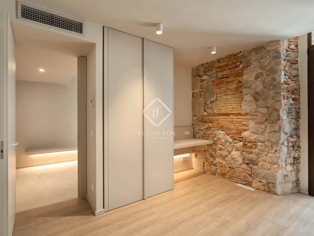 Pièces - Penthouse in Renovated Palace, Girona
