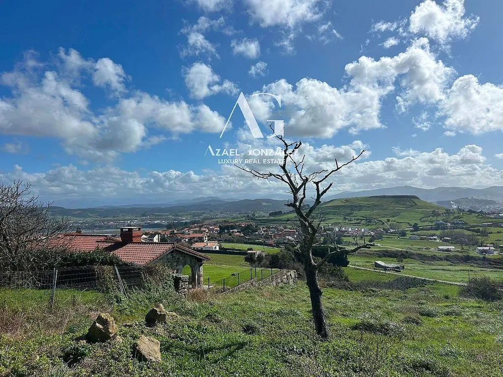 Aed - Historic House with Sea Views in Cortiguera