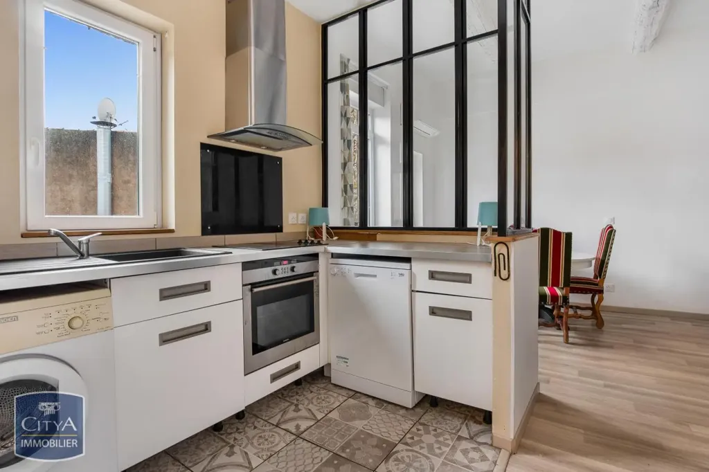 Kitchen - Furnished Flat with Central Location in Béziers