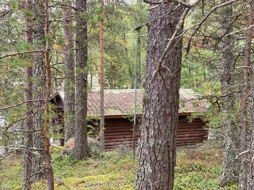 Välivaade - Cottage with Sauna on Lake Shore in Äitsaari