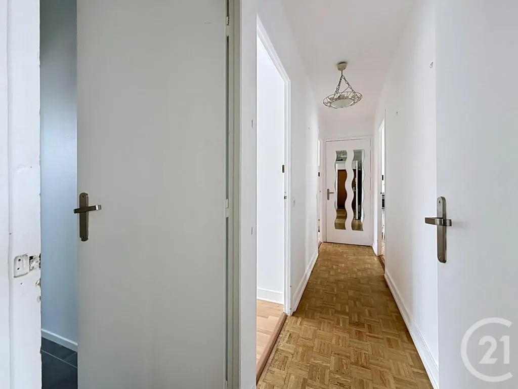 Entrée - Appartement F4 Traversant à Dijon