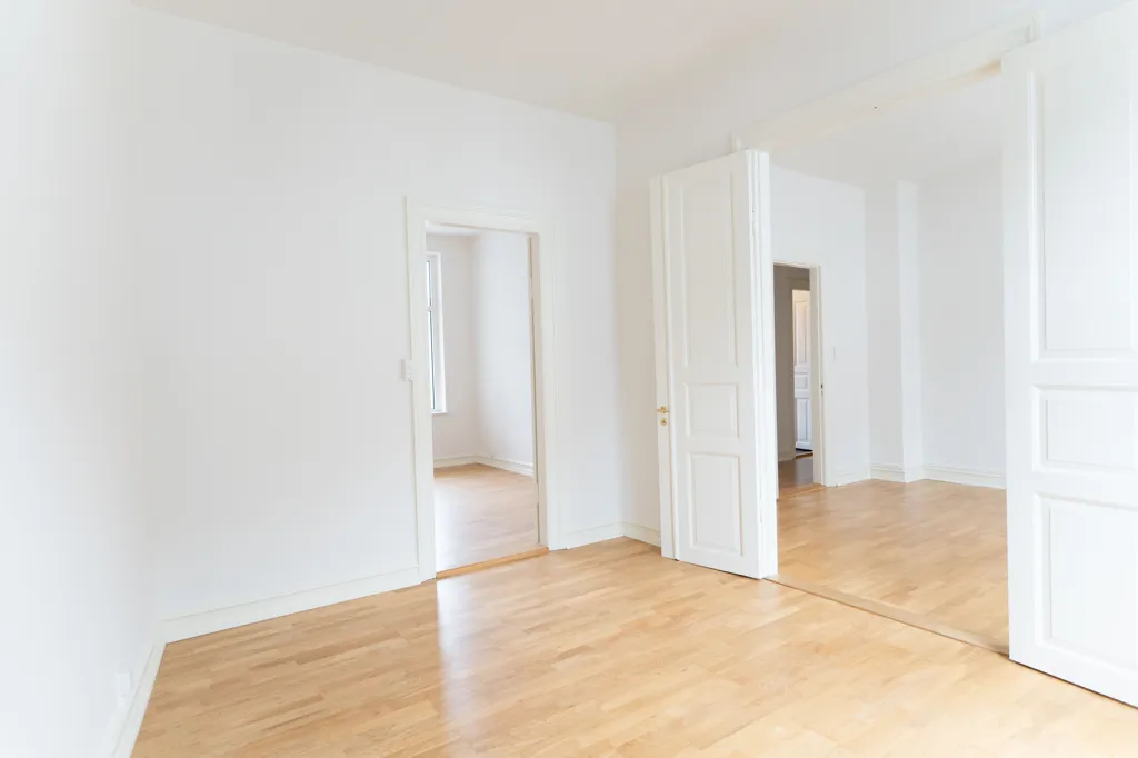 Pièces - Renovated Apartment with Two Balconies in Grenaa