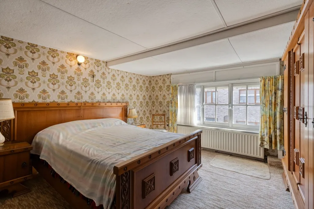 Half-Open House with Garden in Zarren Centre