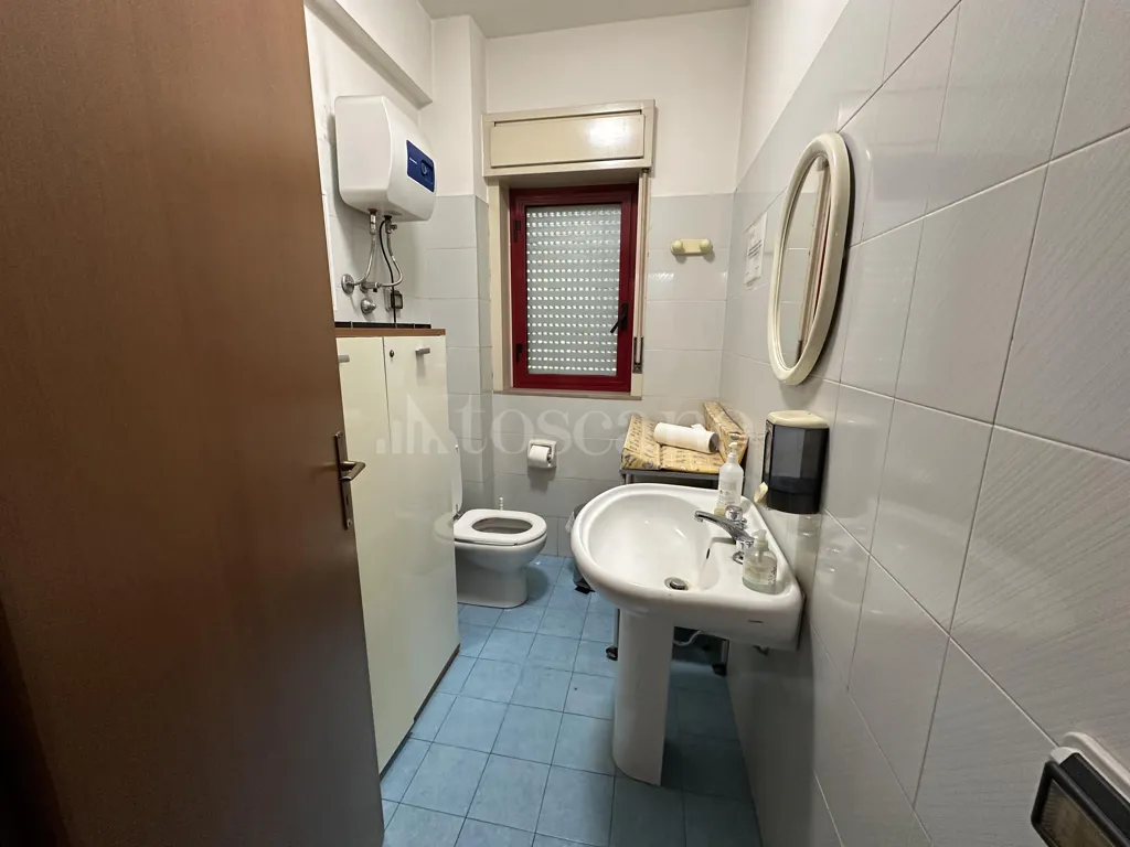 Vannitoad - Rental Apartment with Three Entrances in Catania