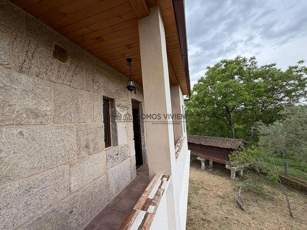Terrasse - Reformed Stone Chalet with Garden in Punxín