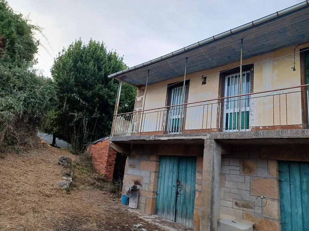 Esterno - Two-Storey Chalet with Garage in Merca